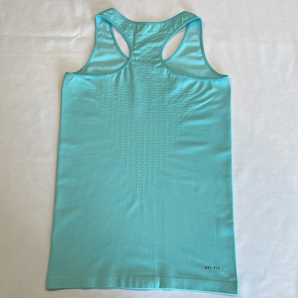 NIKE Pro Dri Fit Seamless Racerback - Picture 7 of 14